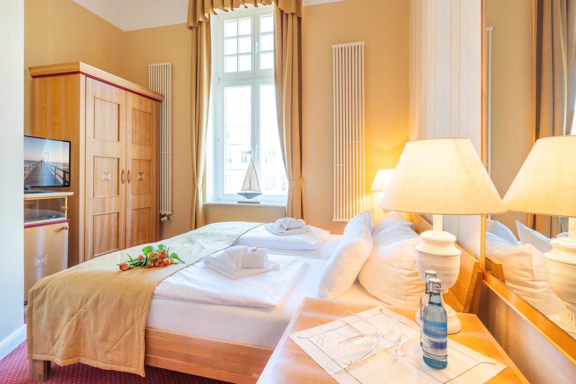 Strandhotel Moewe Heringsdorf Zewnętrze zdjęcie