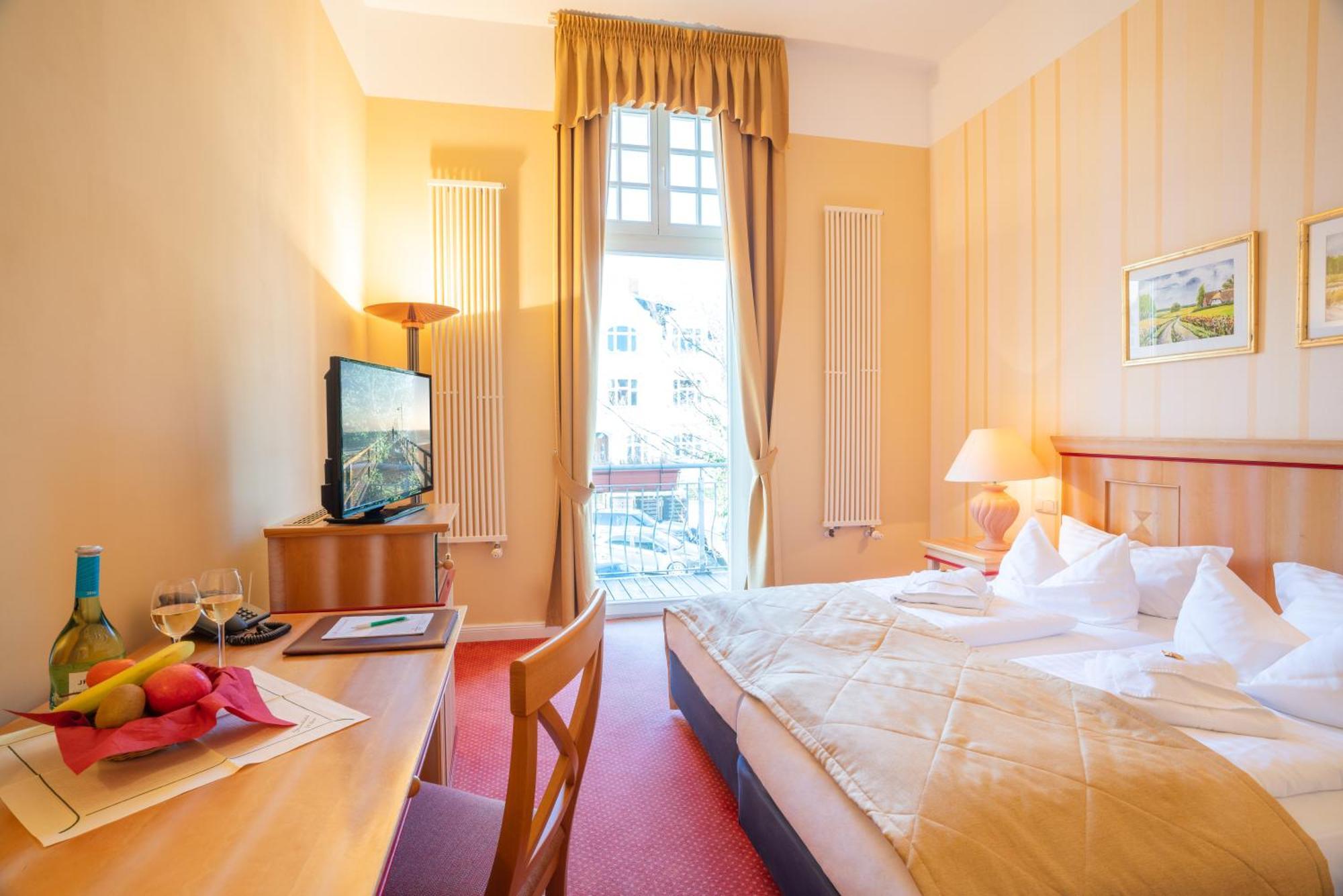 Strandhotel Moewe Heringsdorf Zewnętrze zdjęcie